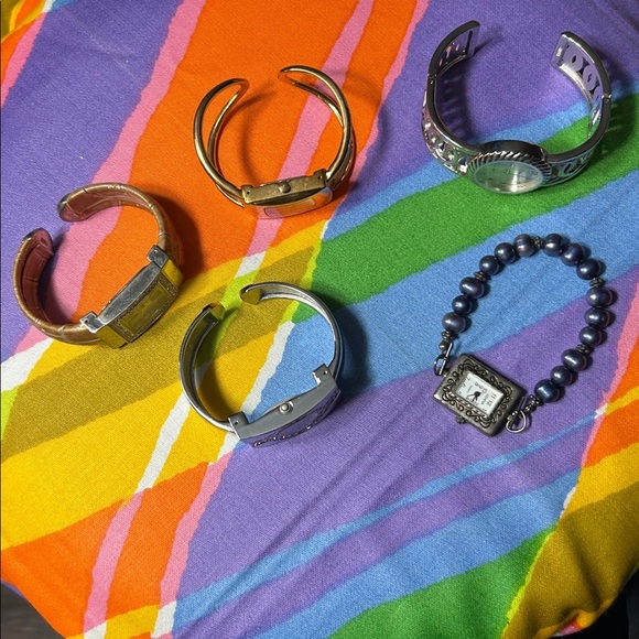 Lot of cuff  Metal and Beaded Bracelet watches  Set - Picture 2 of 16